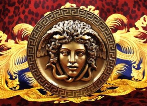 playeras versace medusa|why did Versace choose medusa.